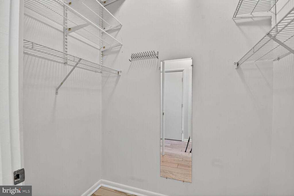 1300 N STREET NW Unit: 214