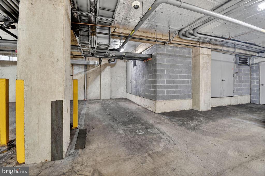 1300 N STREET NW Unit: 214