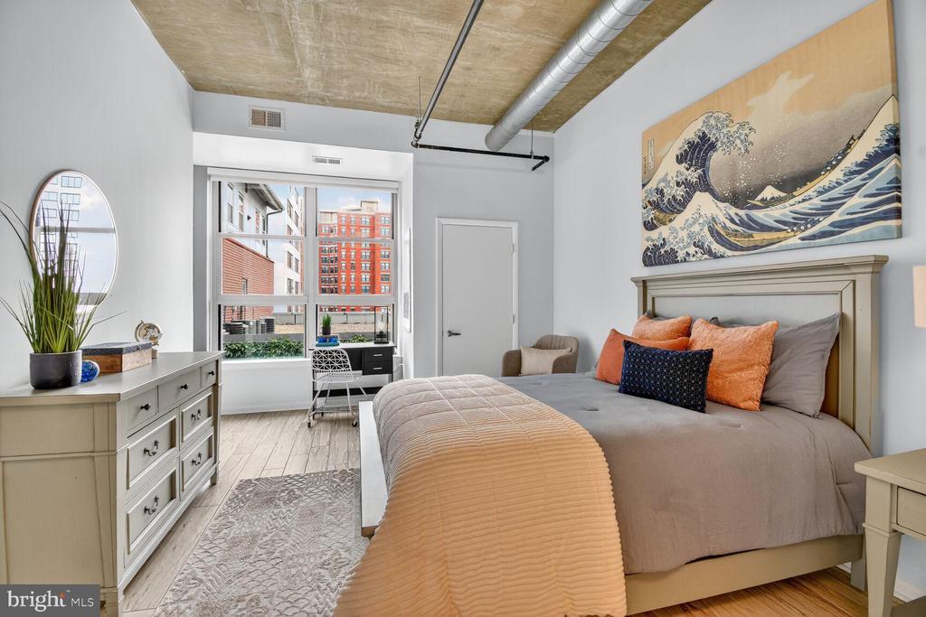 1300 N STREET NW Unit: 214