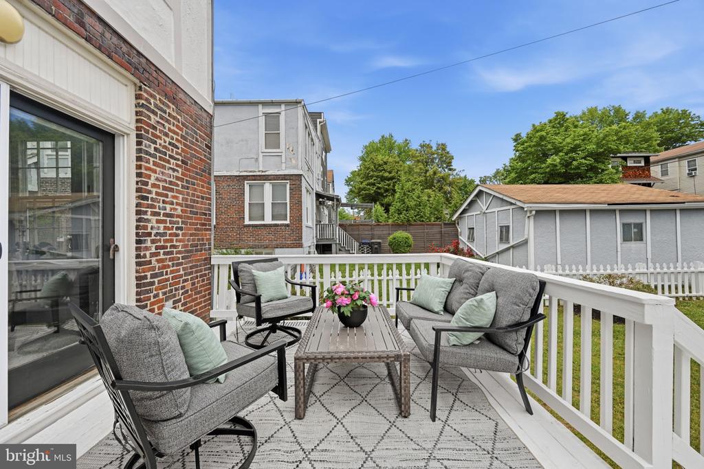 5309 14TH STREET NW