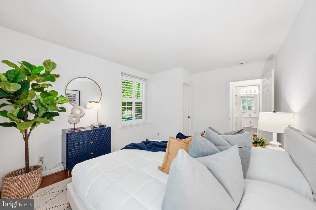 3801 39TH STREET NW Unit: C81
