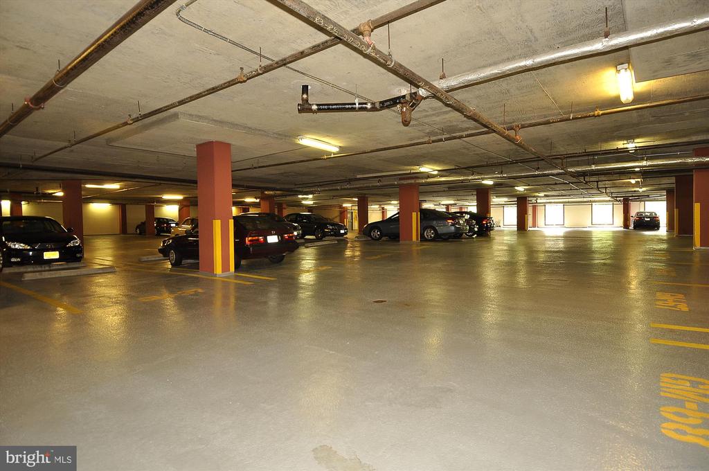 5800 NICHOLSON LANE Unit: 1-908