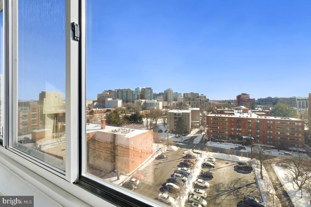 4977 BATTERY LANE Unit: 1-1014