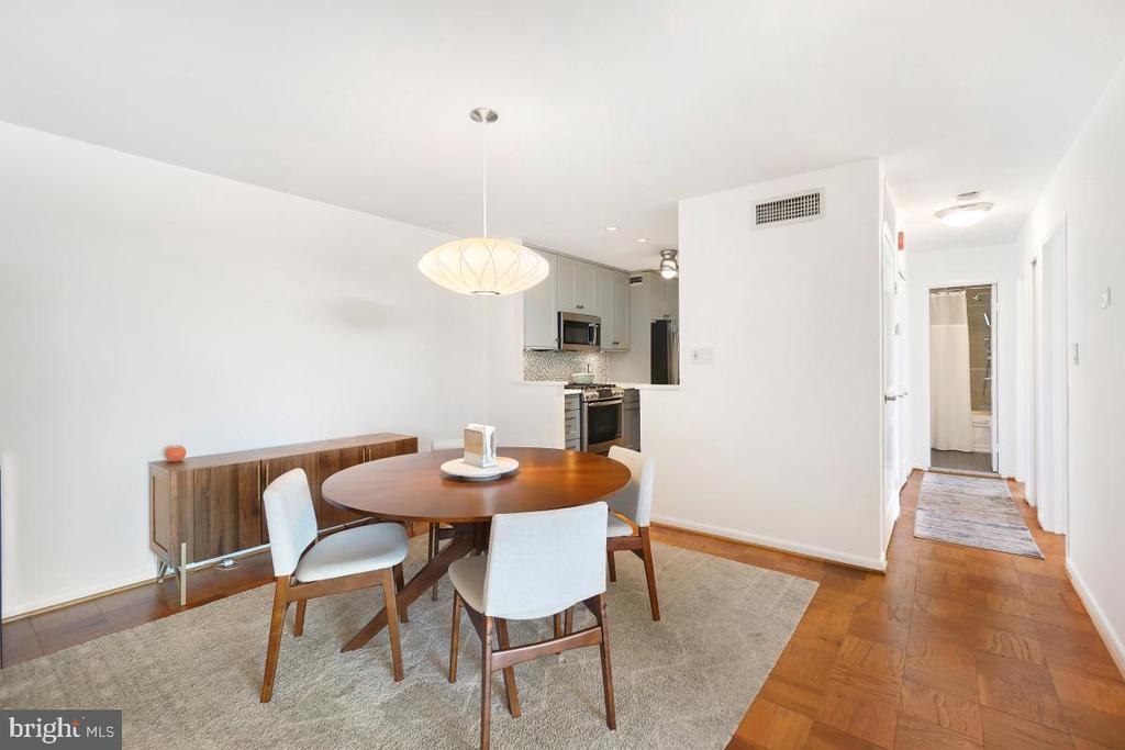 4977 BATTERY LANE Unit: 1-1014