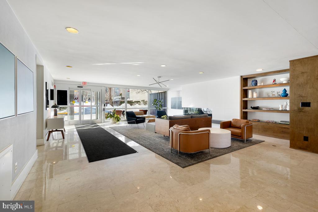 4977 BATTERY LANE Unit: 1-1014