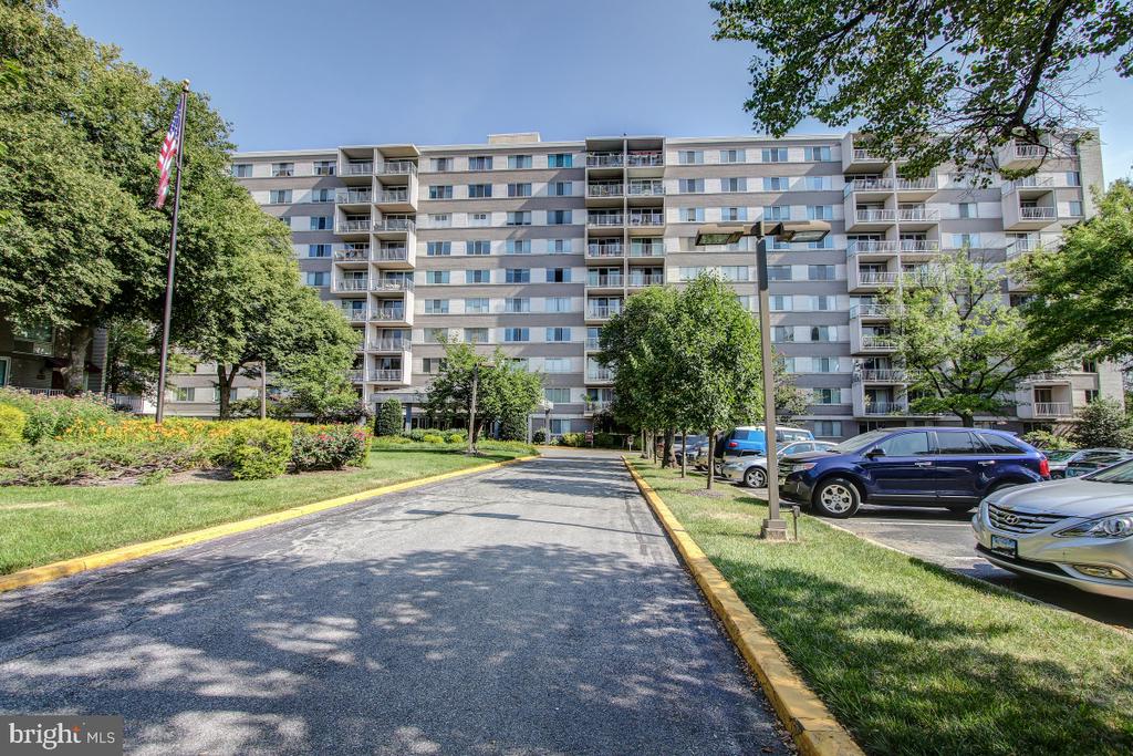 4977 BATTERY LANE Unit: 1-1014