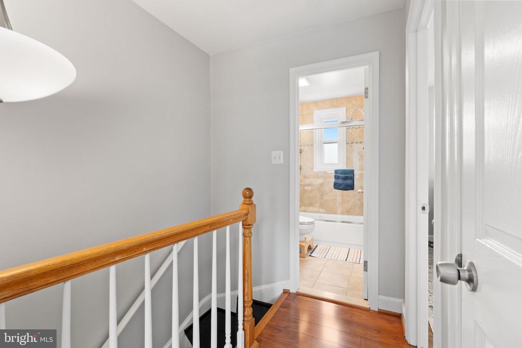 112 LYNHAVEN DRIVE