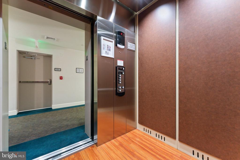 2665 PROSPERITY AVENUE Unit: 314