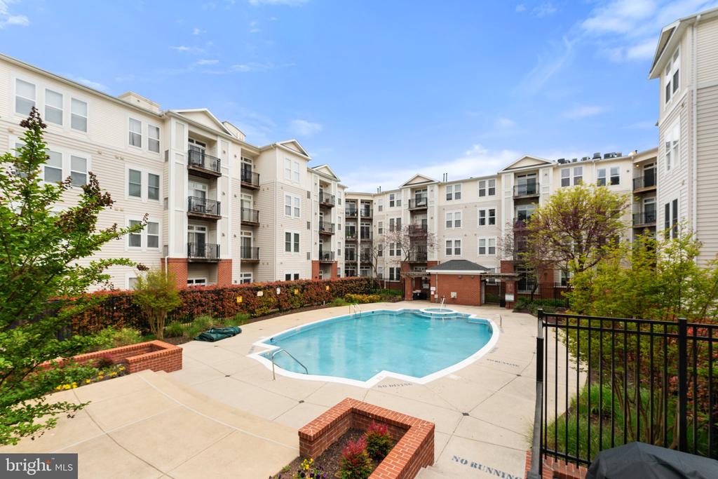 2665 PROSPERITY AVENUE Unit: 314