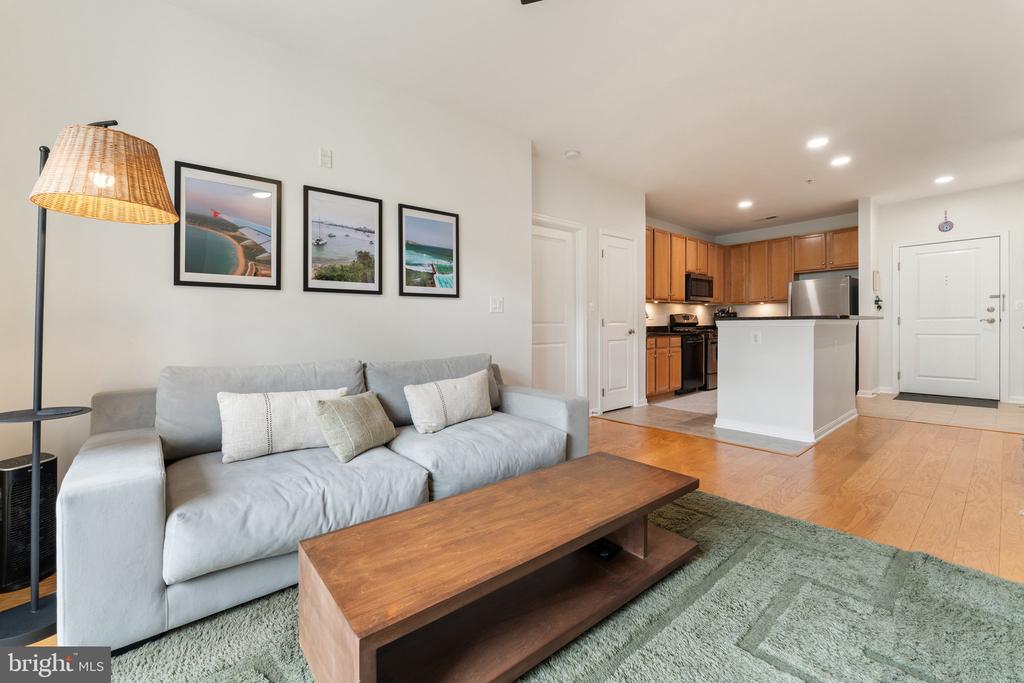 2665 PROSPERITY AVENUE Unit: 314