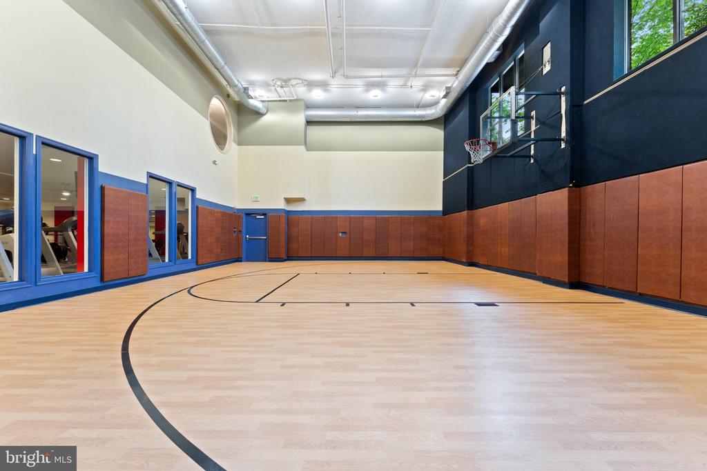 2665 PROSPERITY AVENUE Unit: 314
