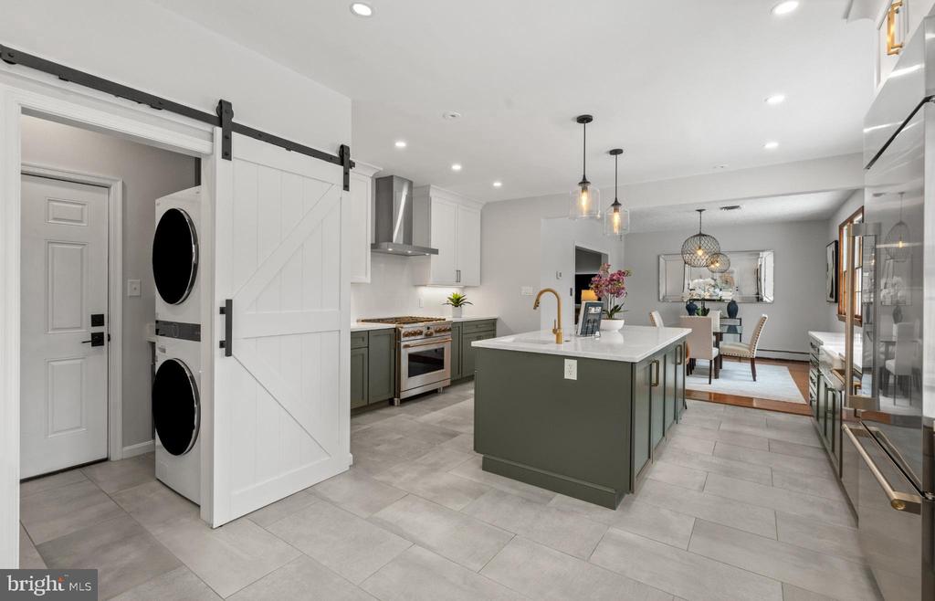 6336 OAK RIDGE DRIVE