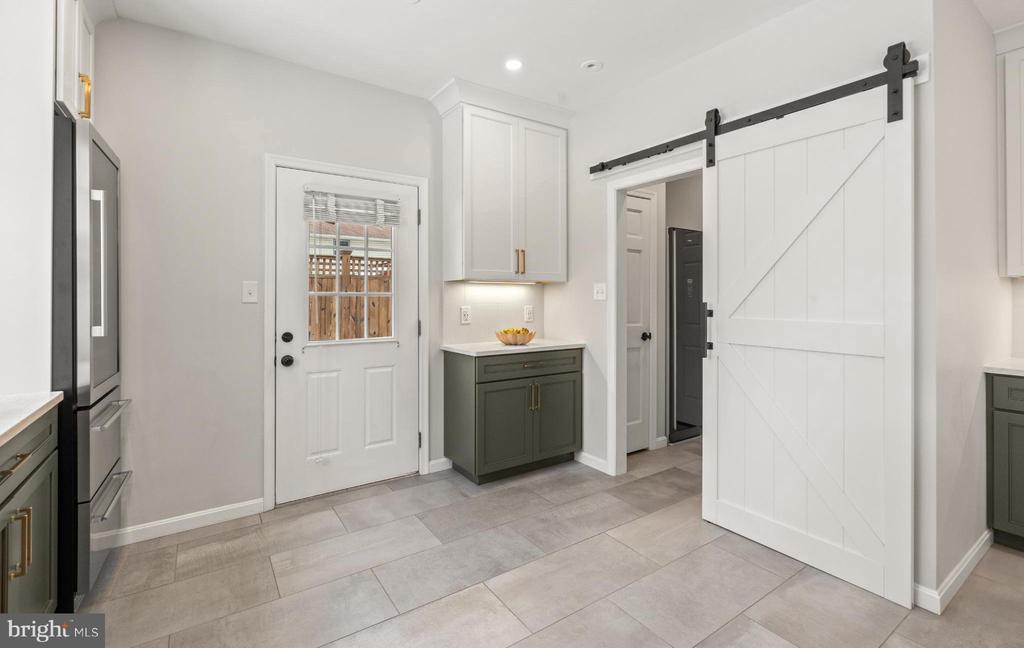6336 OAK RIDGE DRIVE