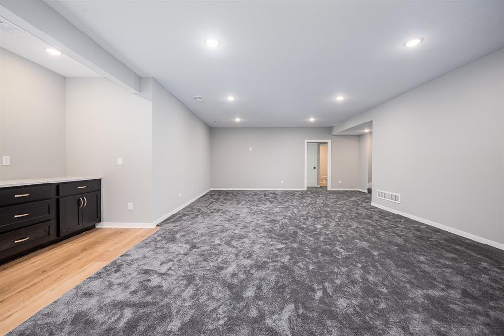3401 N 129TH Street