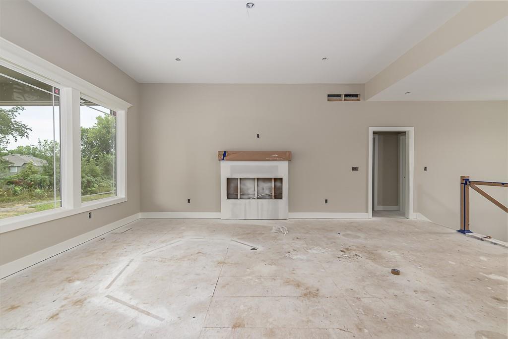 3401 N 129TH Street