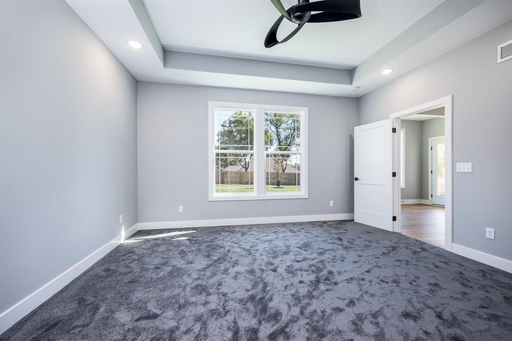 3401 N 129TH Street