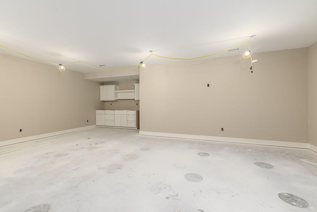 3401 N 129TH Street