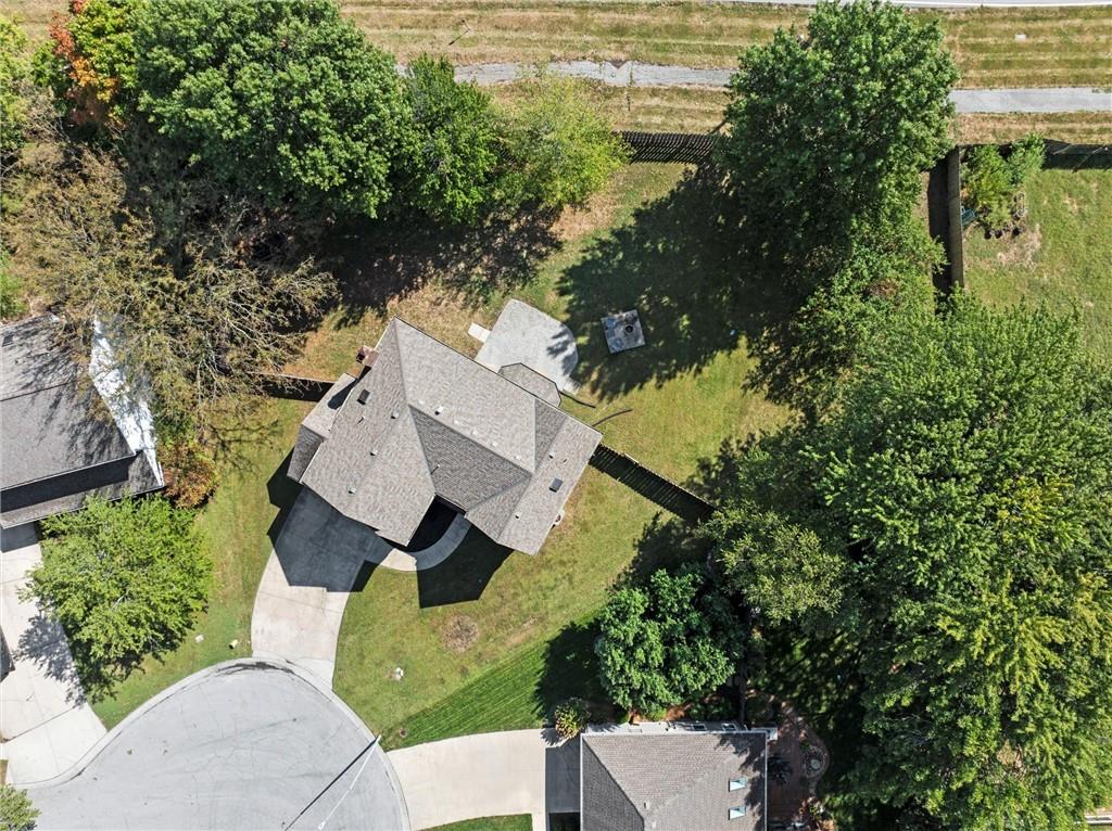 1121 SE Timbercreek Lane