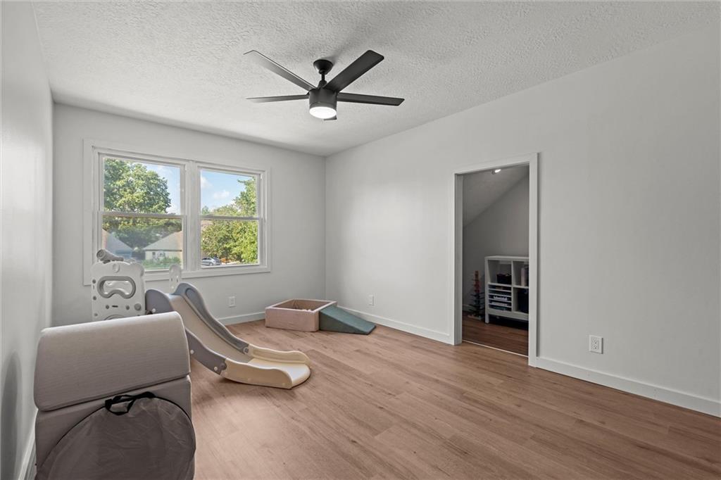 1121 SE Timbercreek Lane