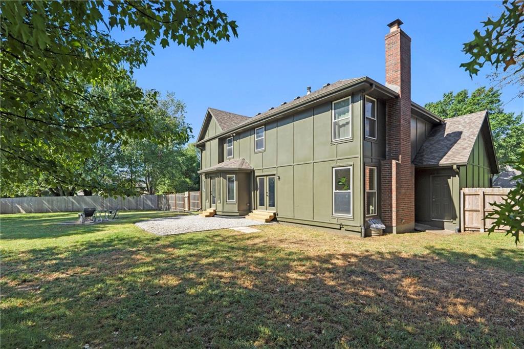 1121 SE Timbercreek Lane