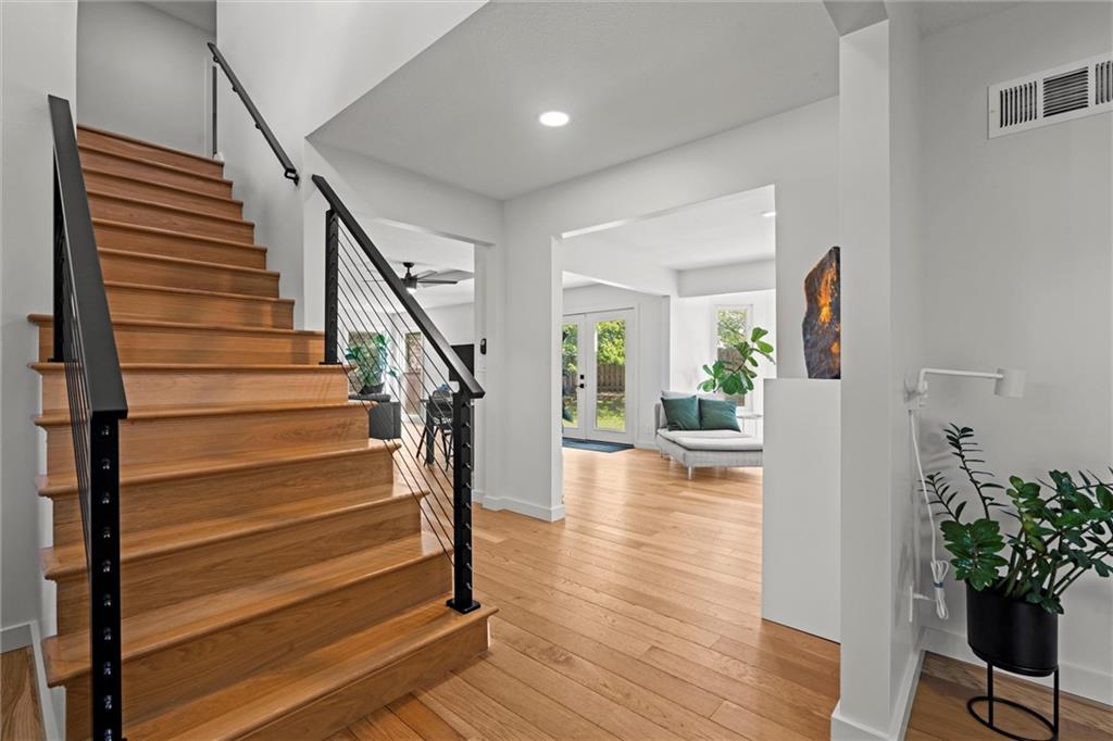 1121 SE Timbercreek Lane