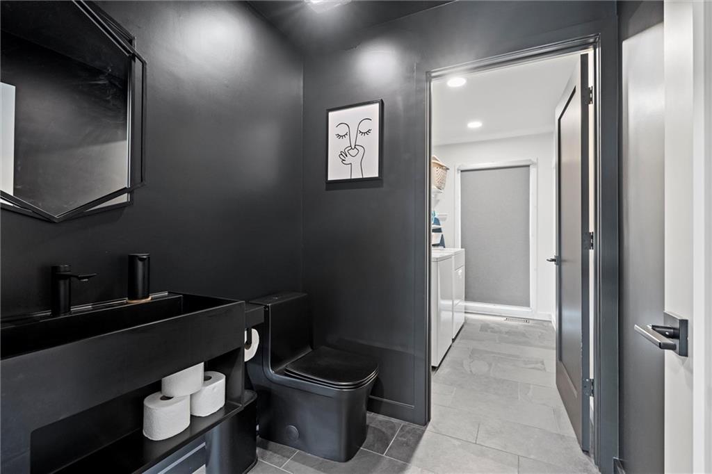 1121 SE Timbercreek Lane