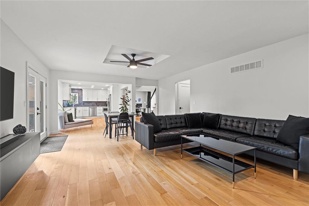 1121 SE Timbercreek Lane