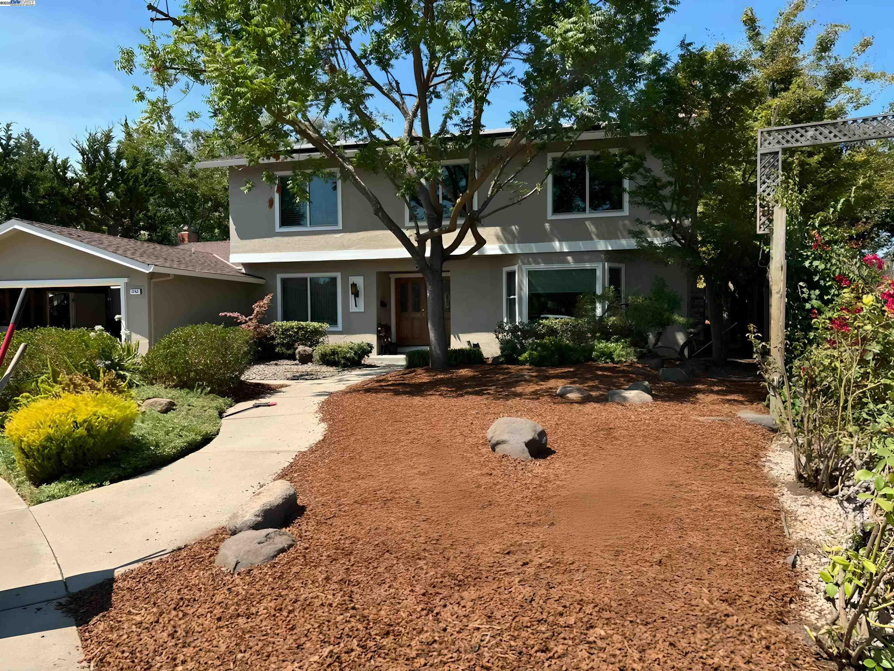 1742 Beachwood Way