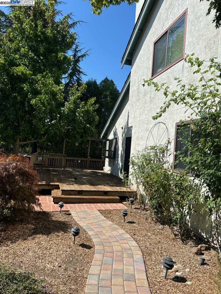 2833 Colony View Pl