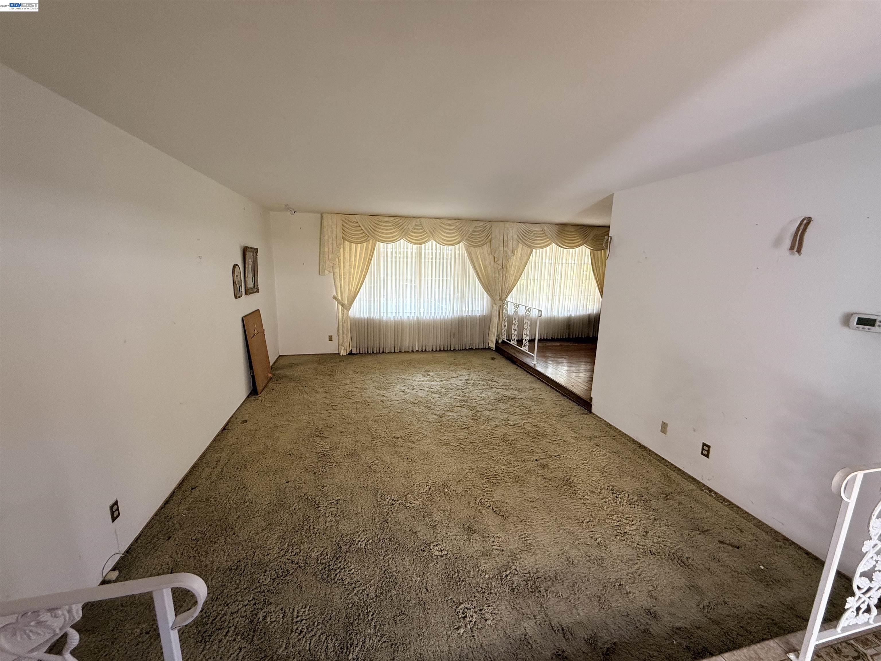 2883 Bowling Green Dr