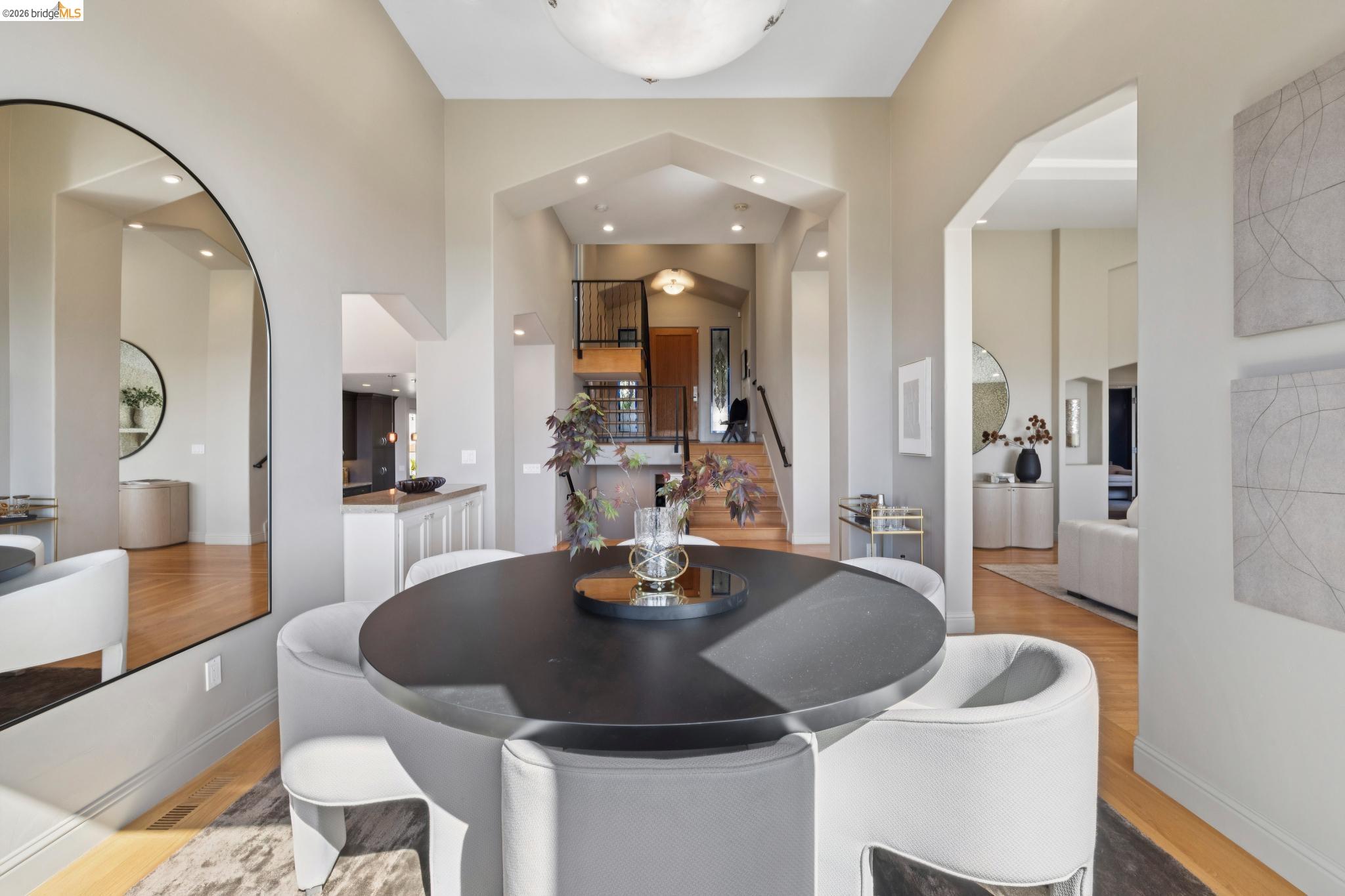 1426 Grand View Dr