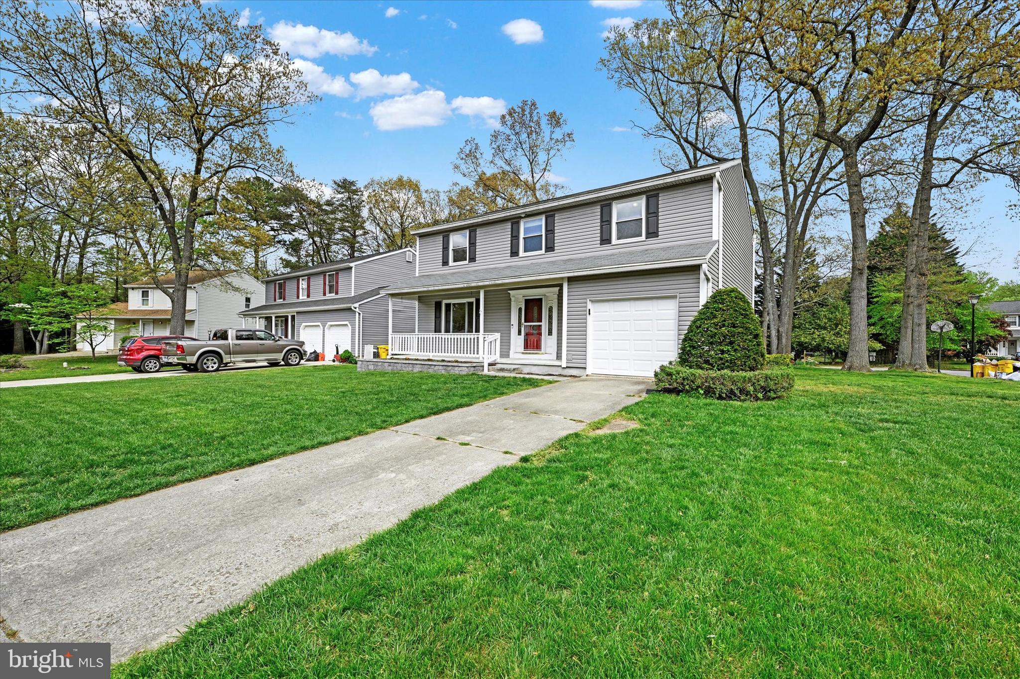 7989 Foxchase Ln
