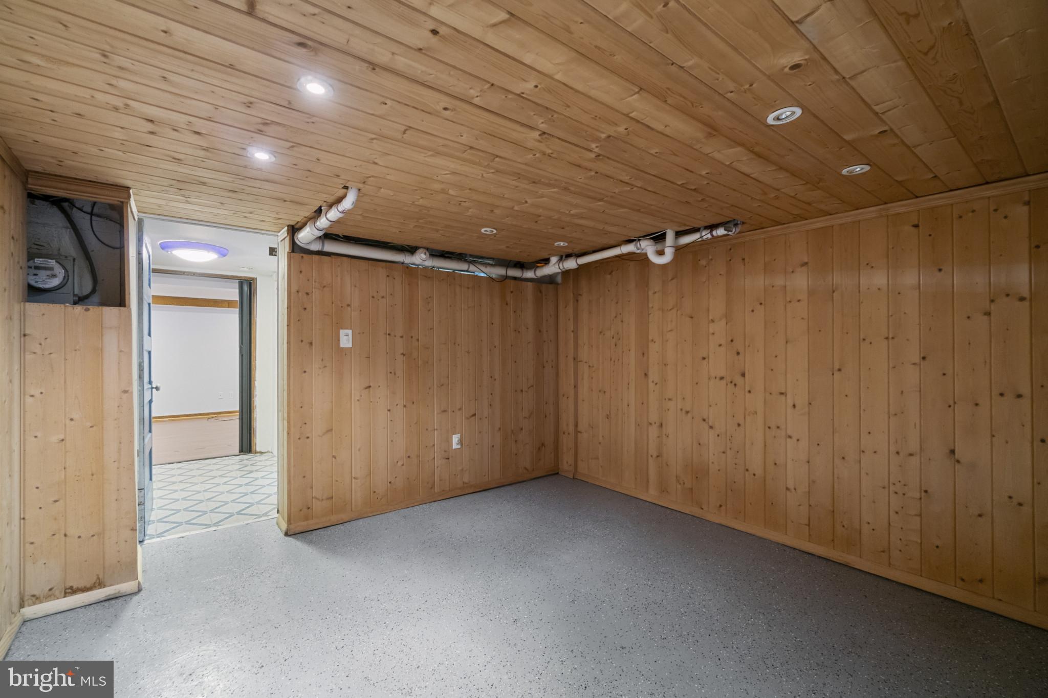 5307 Patrick Henry Dr