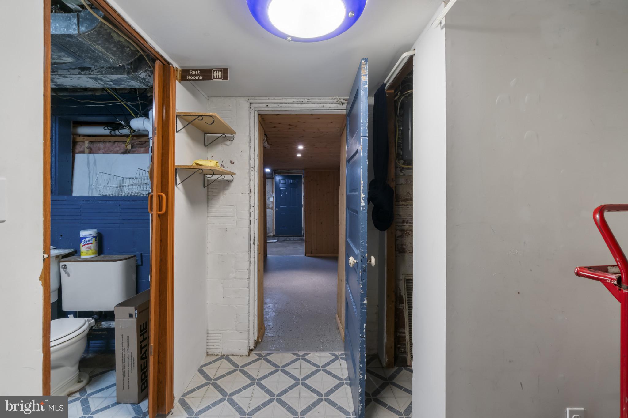 5307 Patrick Henry Dr