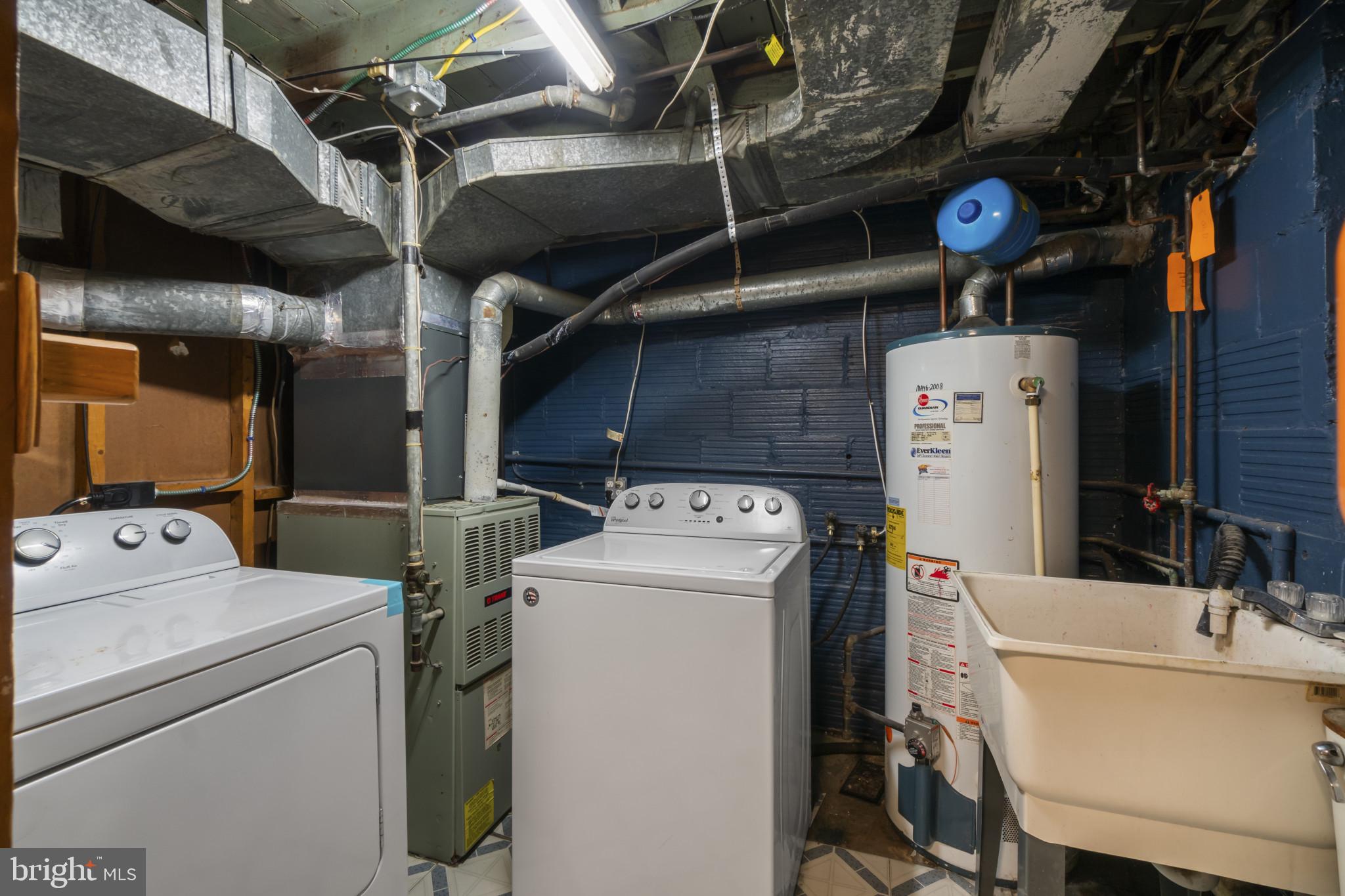 5307 Patrick Henry Dr