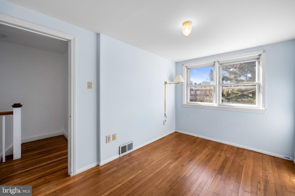 215 GROVE PARK ROAD