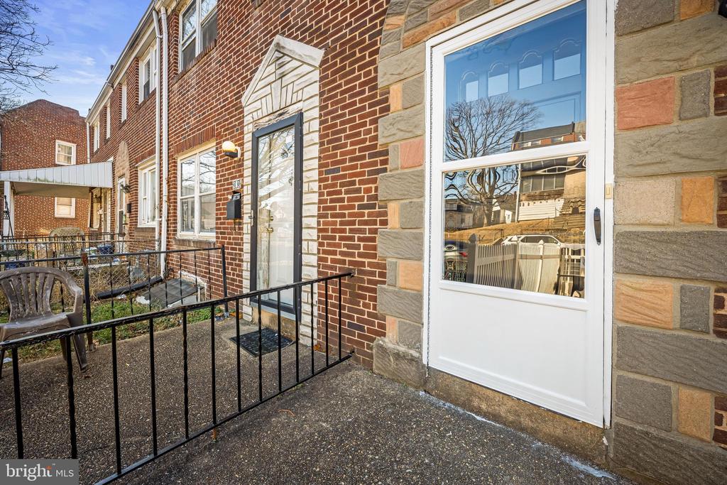 215 GROVE PARK ROAD