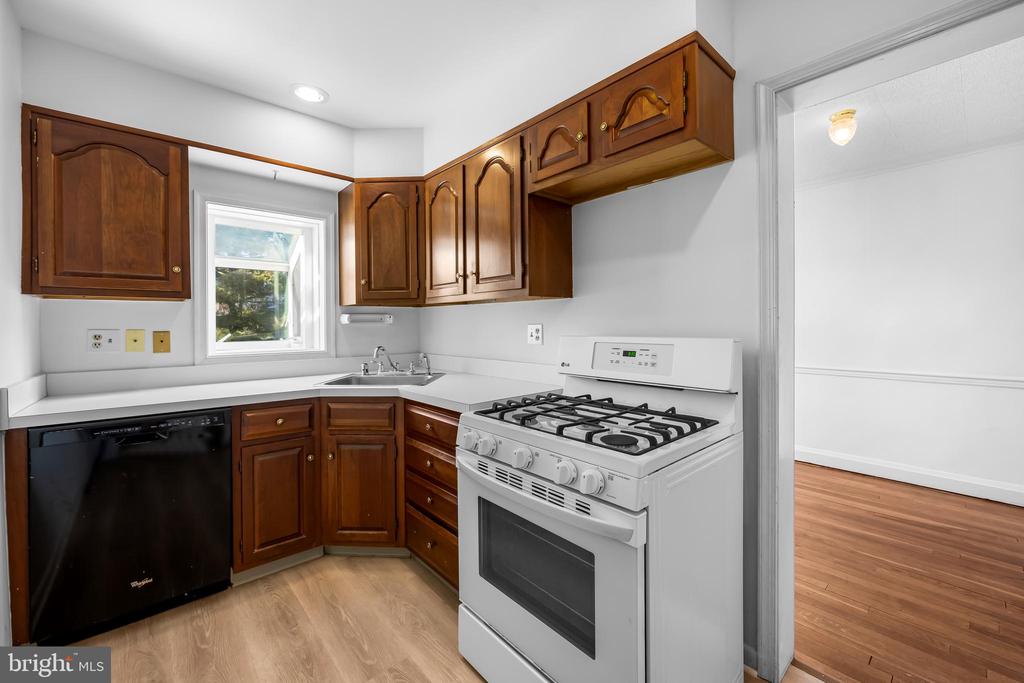 215 GROVE PARK ROAD