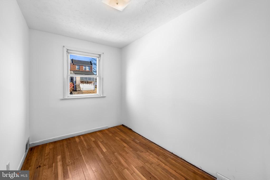 215 GROVE PARK ROAD