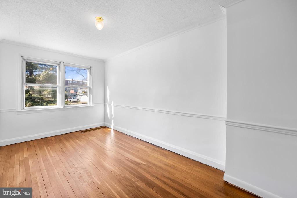 215 GROVE PARK ROAD