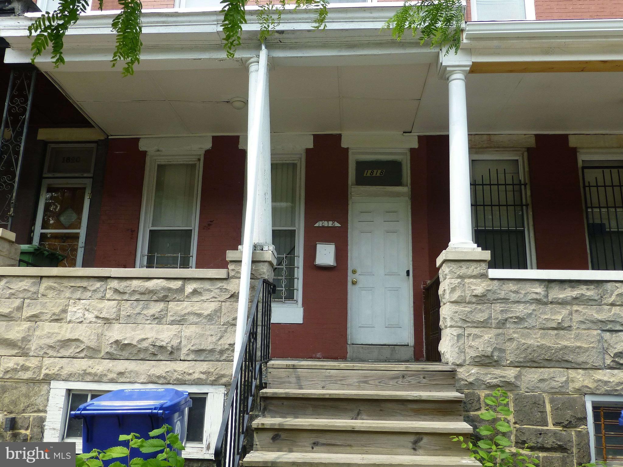 1818 W LEXINGTON STREET