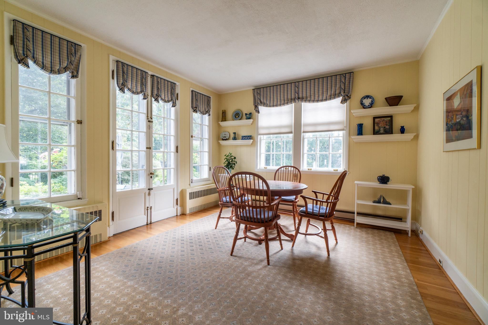 3 E Highfield ROAD