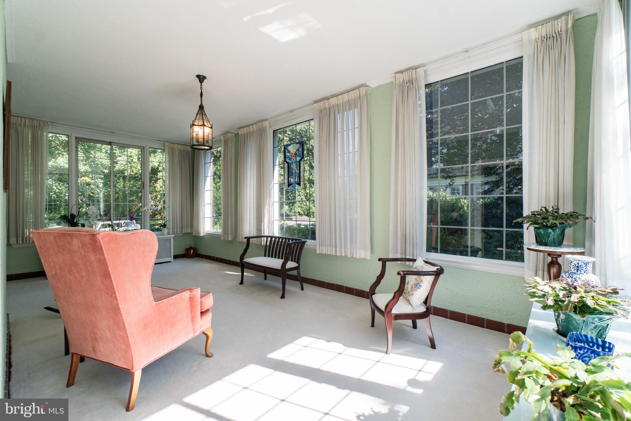 3 E Highfield ROAD