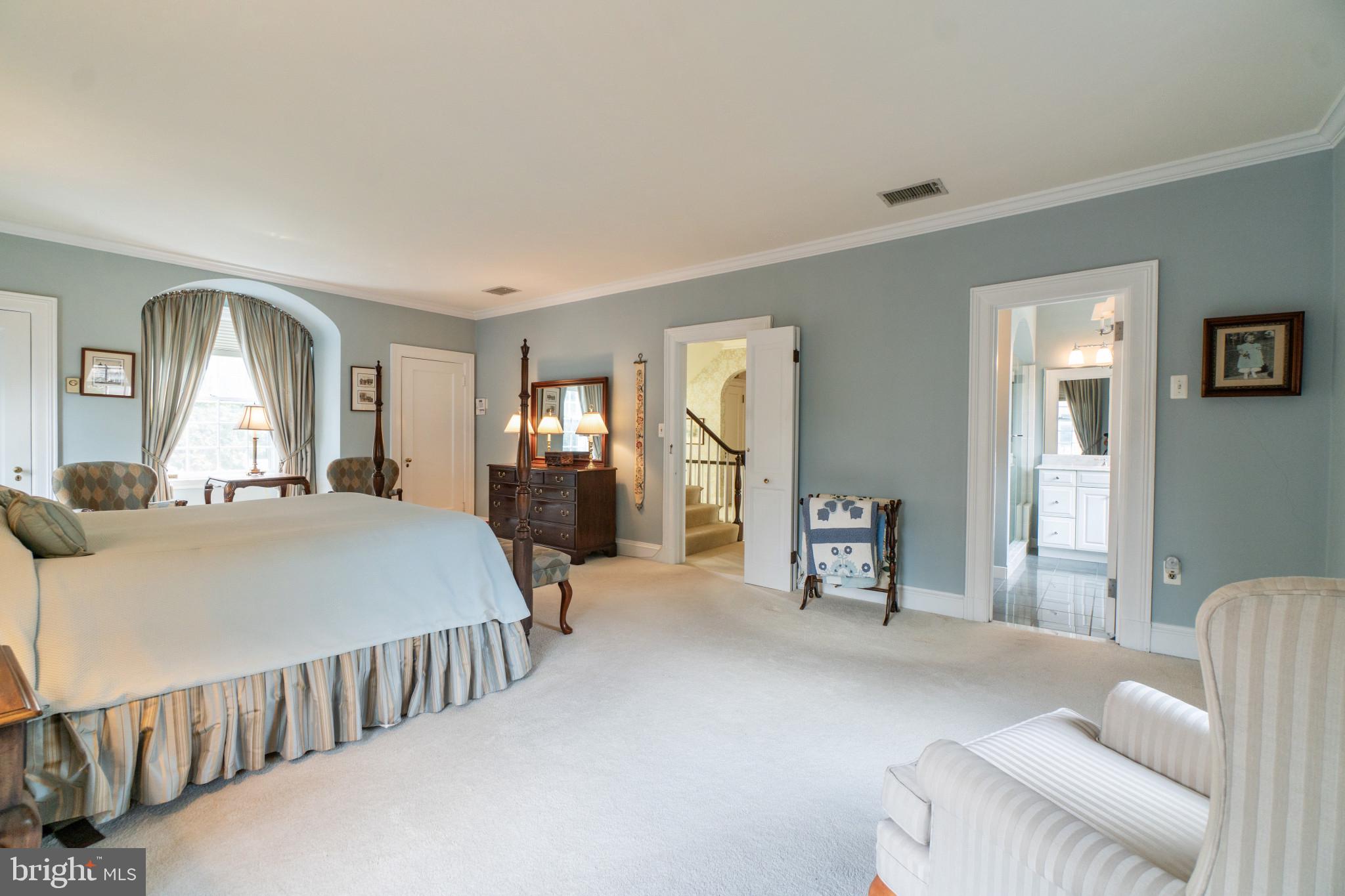 3 E Highfield ROAD