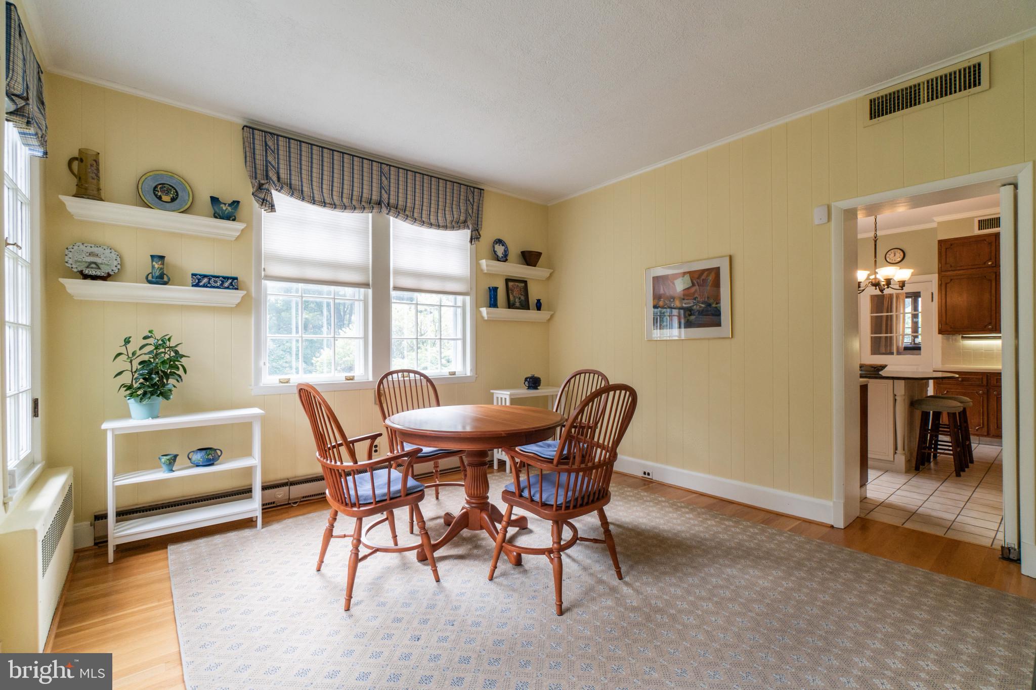 3 E Highfield ROAD