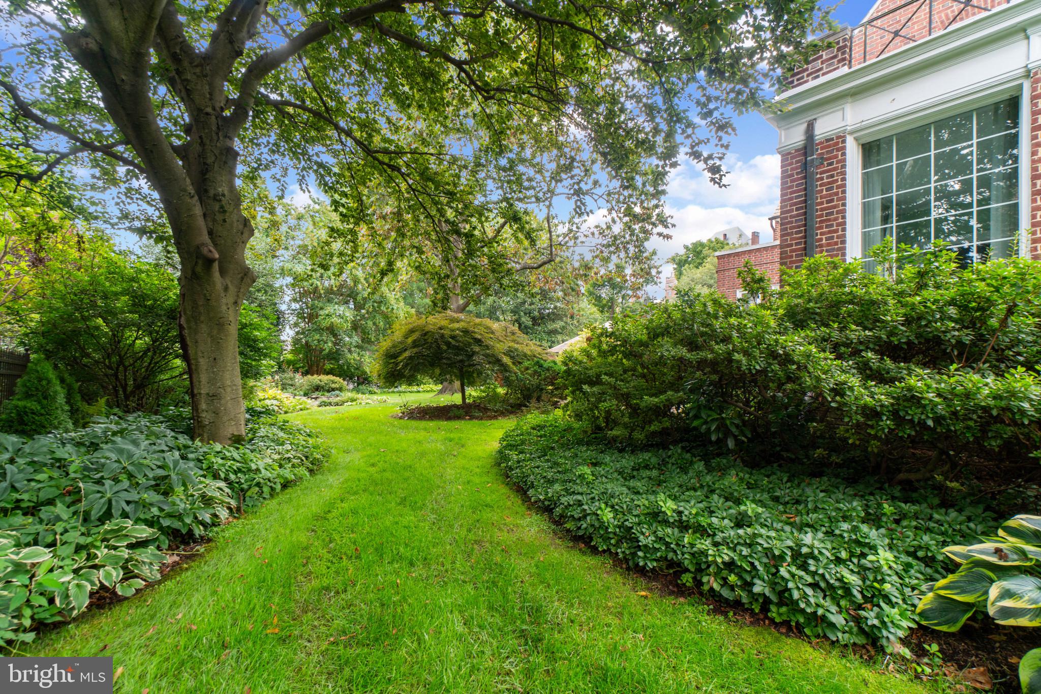 3 E Highfield ROAD