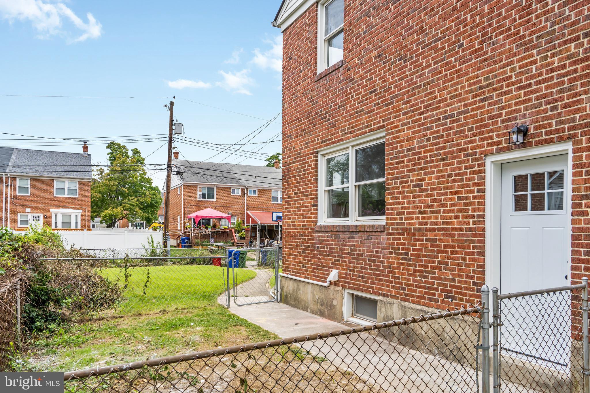 1122 CEDARCROFT ROAD