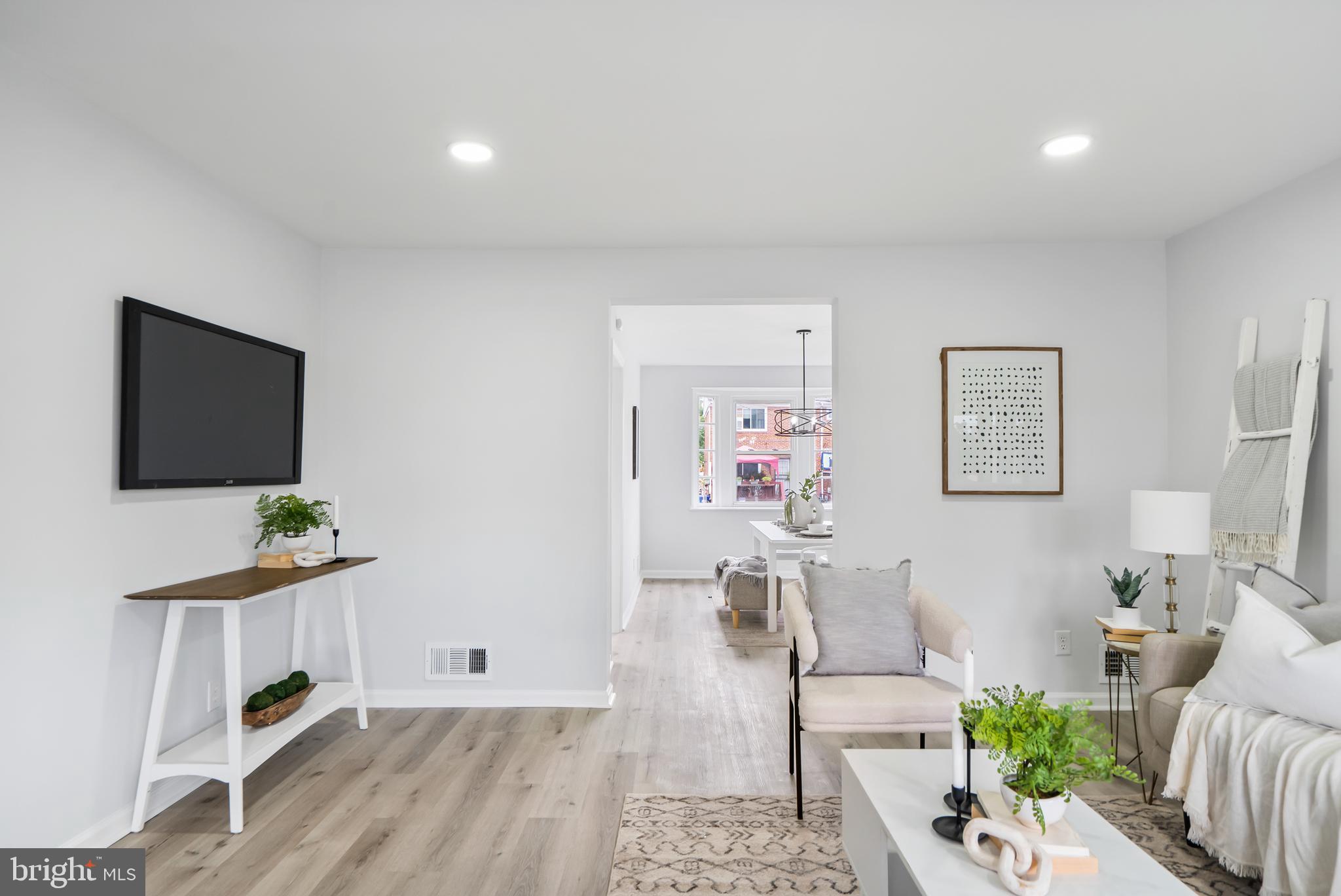 1122 CEDARCROFT ROAD