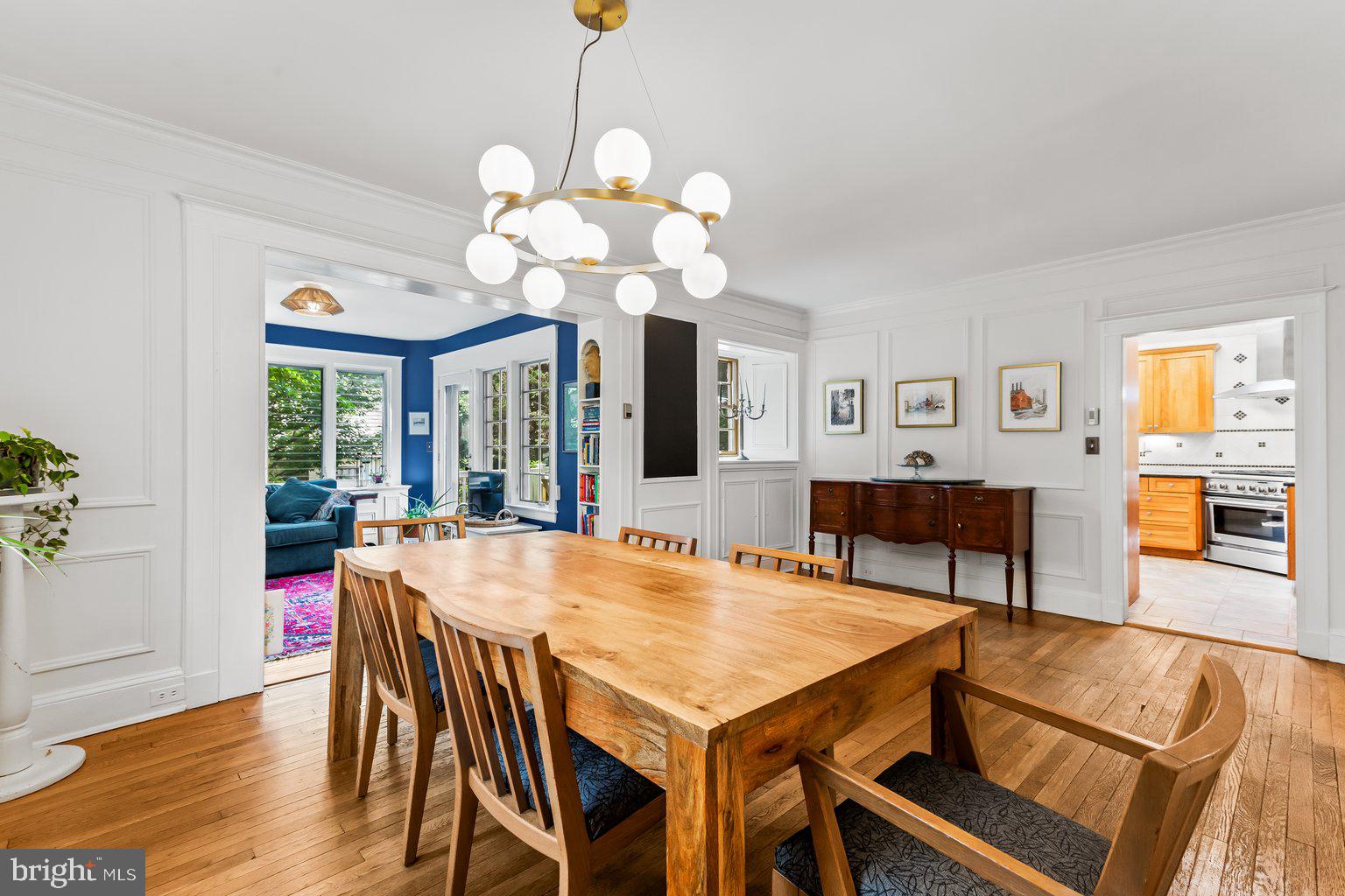 531 W 40TH STREET