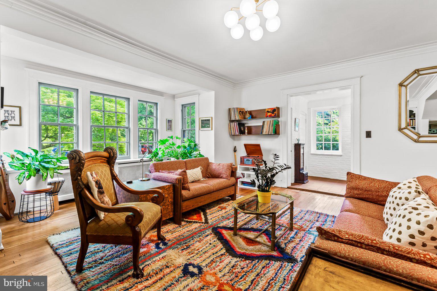 531 W 40TH STREET